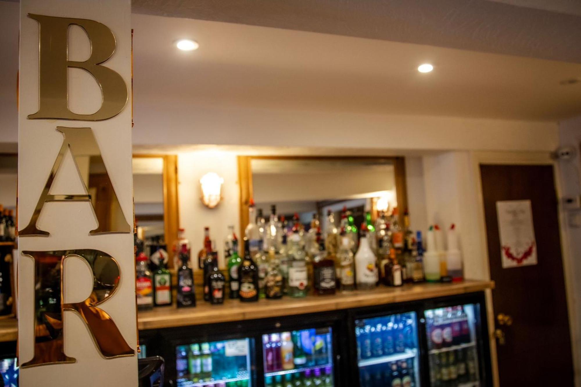 אולדהאם Grains Bar Hotel מראה חיצוני תמונה